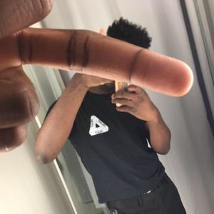 Meet your Posher, Zay